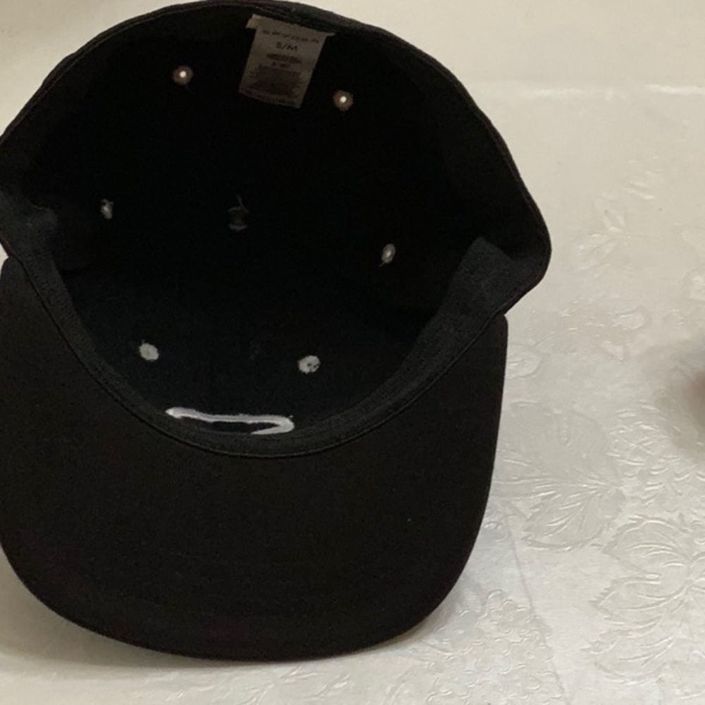 Spyder CAMPUS CAP - Blk/Wht - Picture 5 of 13